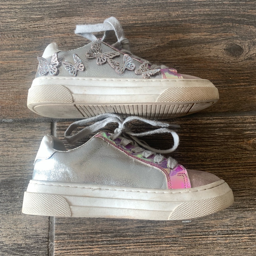 Steve Madden Girls' J-Flori Rhinestone Butterfly Sneakers - Picture 4 of 7